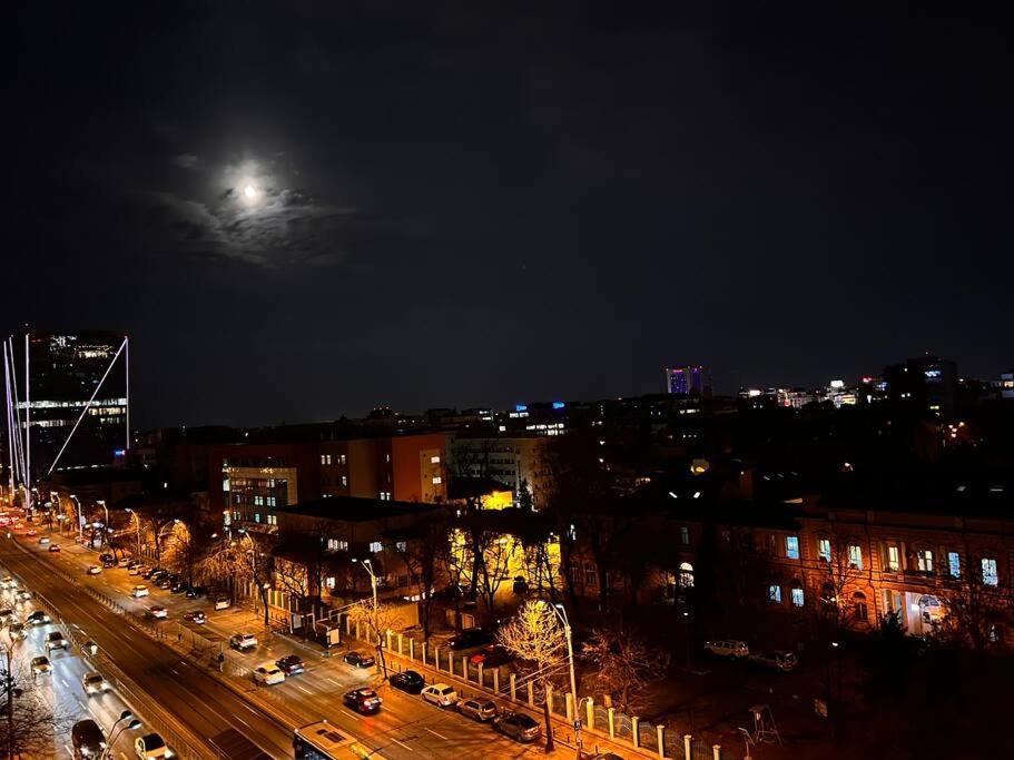 City View Studio In The Heart Of Bucharest Lejlighed Eksteriør billede